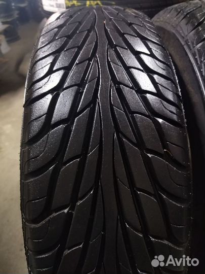 Tyfoon All Season 215/70 R16 100H