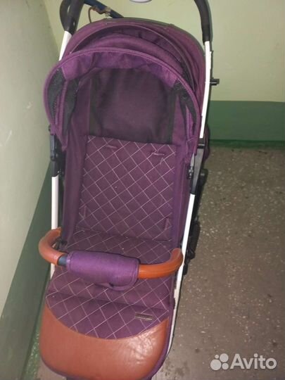 Прогулочная коляска