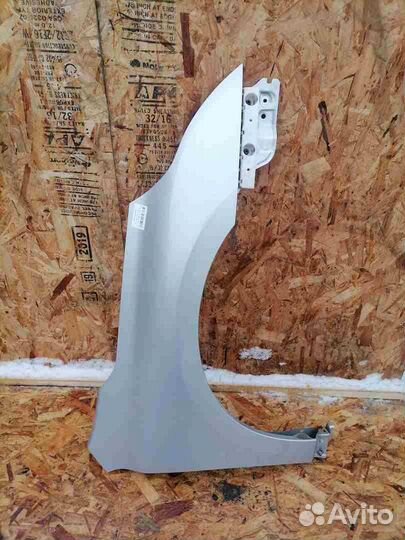 Крыло переднее правое Nissan Teana J32 J32