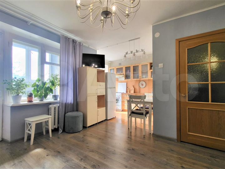 2-к. квартира, 50 м², 5/5 эт.