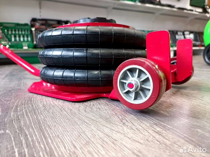 Домкрат пневматический 3т