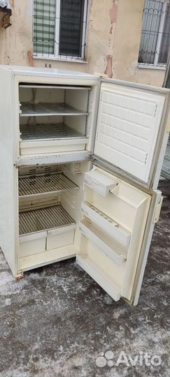 Холодильник Бирюса б/у