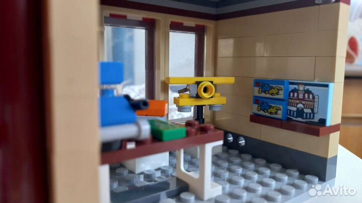 Лего игрушки