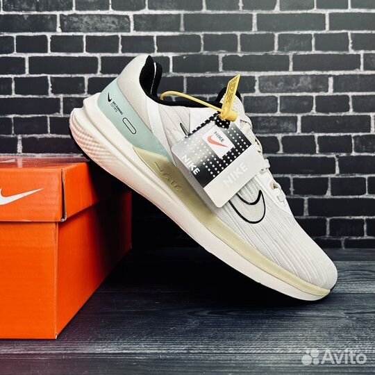 Кроссовки Nike Zoom Winflo 9