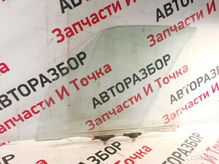Стекло двери переднее левое Toyota Rav 4 3S FE