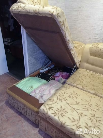 Угловой диван