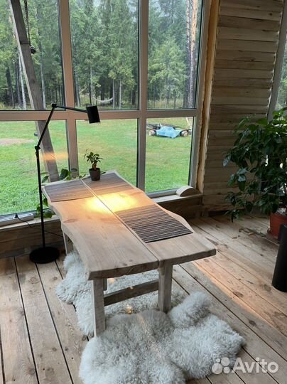 Деревянный стол из слеба