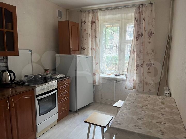 3-к. квартира, 65 м², 1/10 эт.
