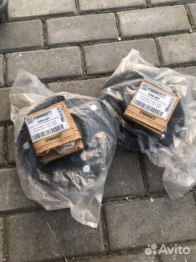 Запчасти на chrysler voyager