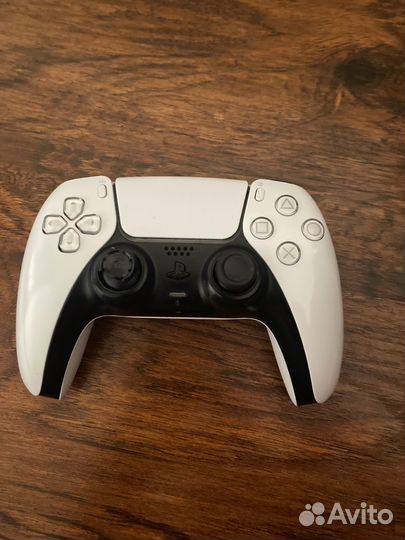 PlayStation 5 + 2 гейпмада