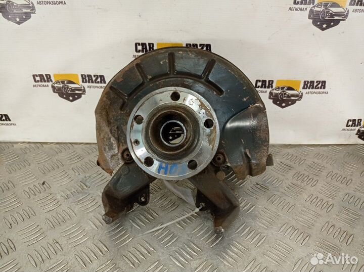 Кулак поворотный передний правый R