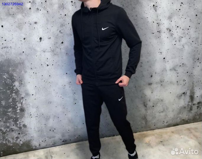 Спортивные костюмы Nike