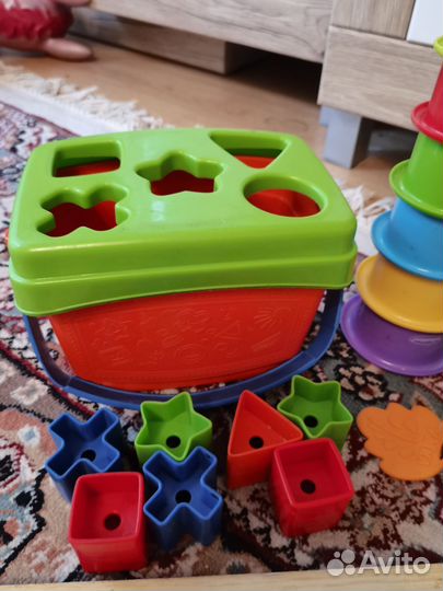 Развивающие игрушки для малышей