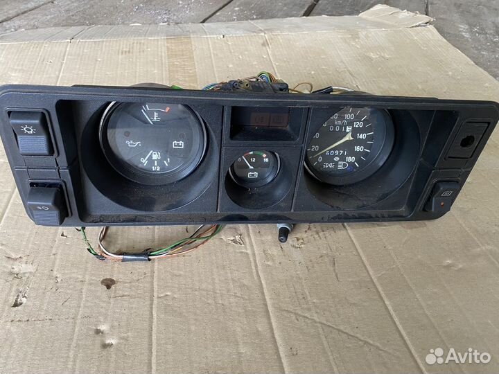 Панель приборов ваз 2105