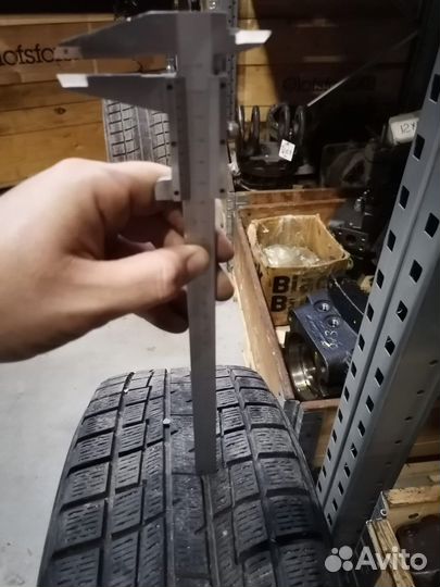 Yokohama Ice Guard IG30 215/60 R16