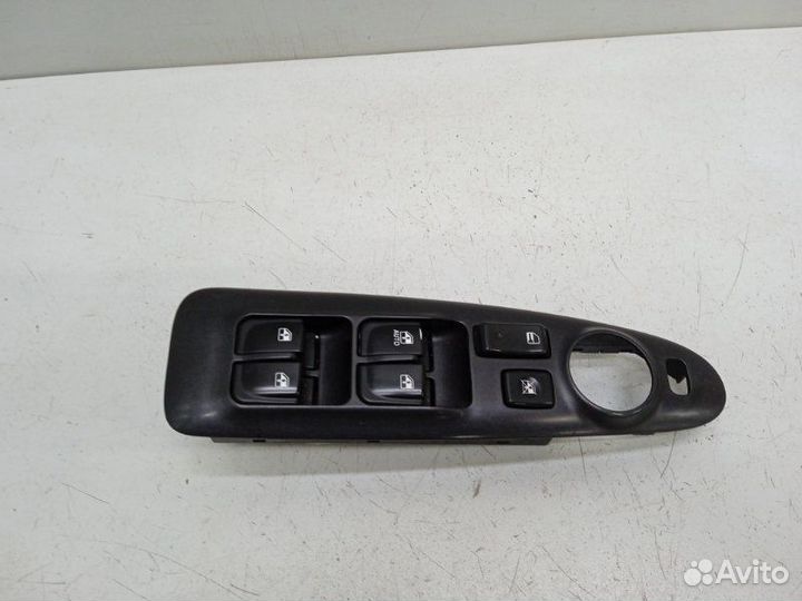 Блок управления стеклоподъемниками Kia Magentis 2