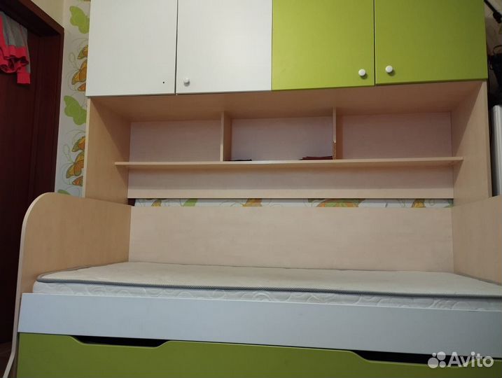 Продам детскую стенку