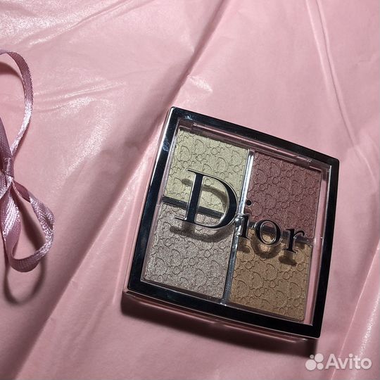 Палетка dior backstage 004