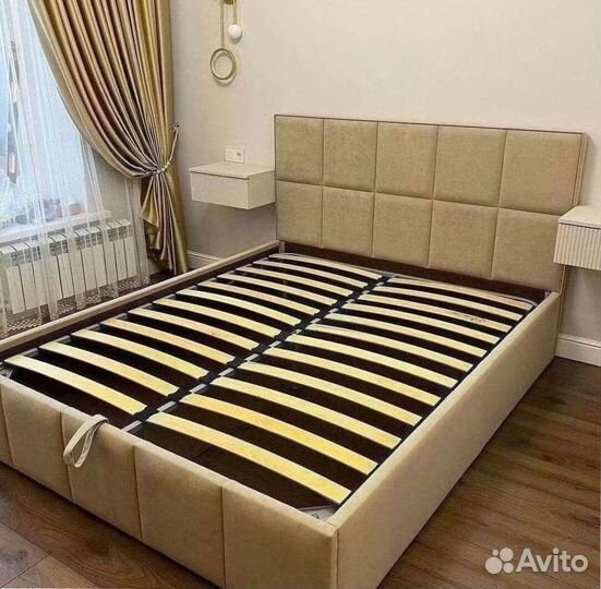 Кровать с изголовьем