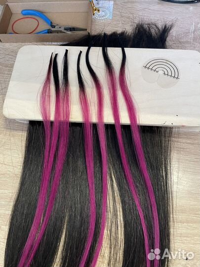 Наращивание цветных прядей