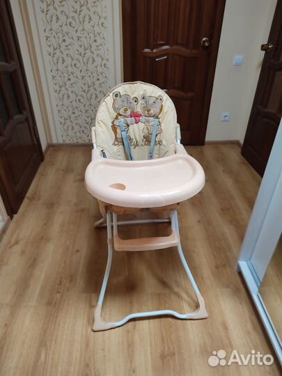 Детский стульчик для кормления