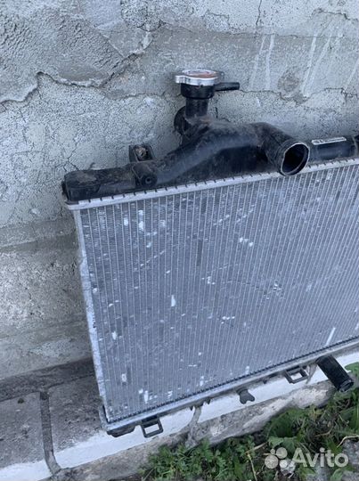 Радиатор lexus RX