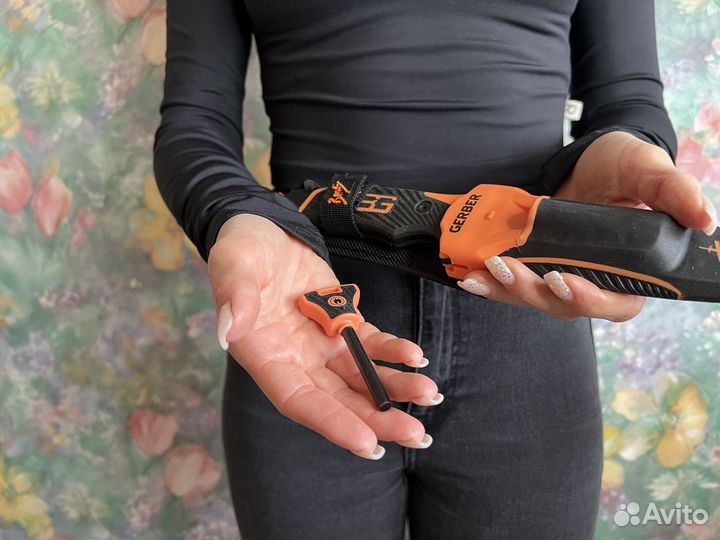 Нож туристический 