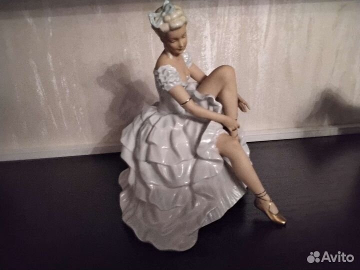 Фарфоровая статуэтка балерина Германия