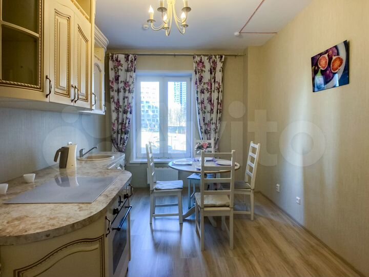 2-к. квартира, 66 м², 3/20 эт.