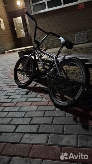 Трюковой велосипед bmx