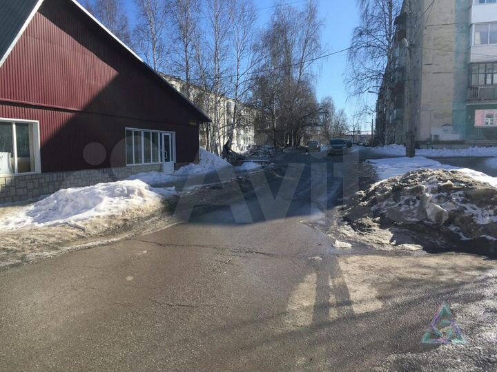 Сдам торговое помещение, 192 м²