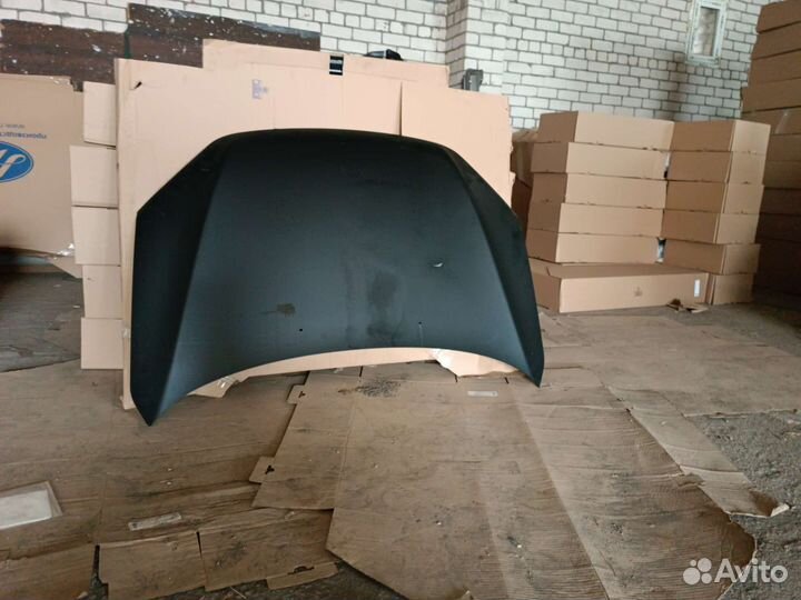 Капот гранта неокрашенный
