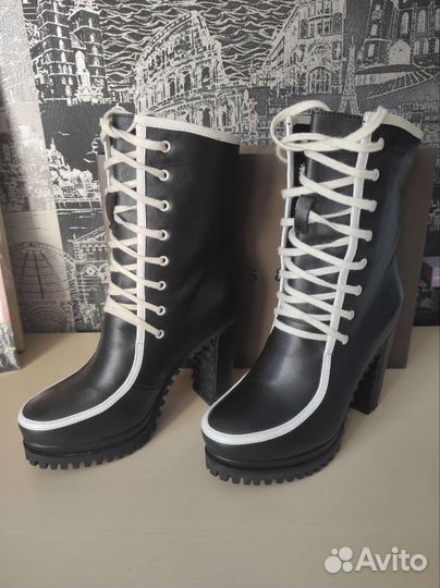 Сапоги (ботинки) демисезон из самих Эмиратов