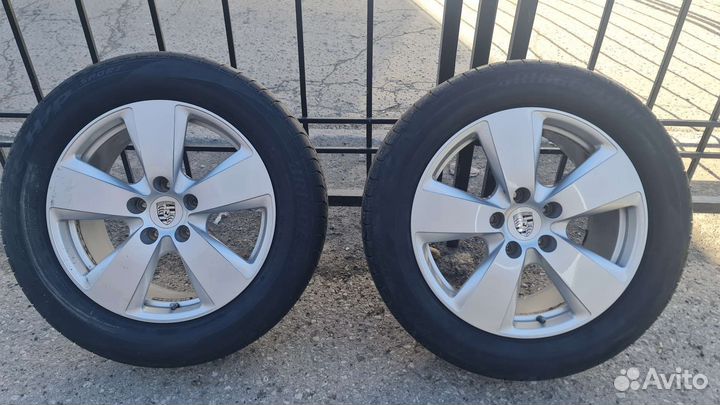 Bridgestone Dueler H/P Sport 255/55 R19 и 275/50 R19 111Y