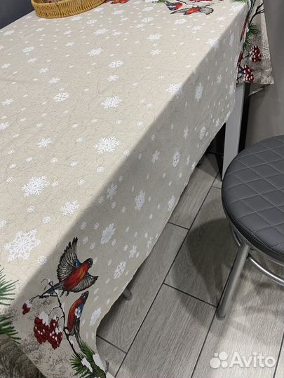Скатерть 150х120 снегири