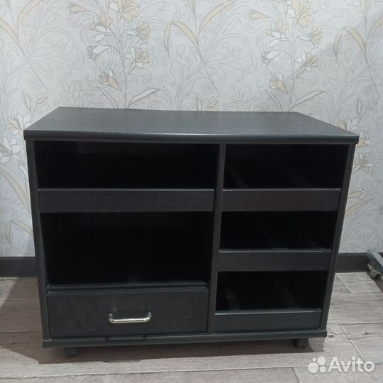 Тумба под телевизор