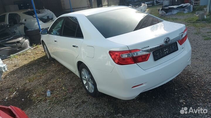 В разборе Тойота Камри 50 (3,5 литра)