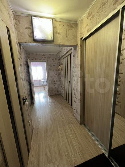 2-к. квартира, 57,4 м², 1/5 эт.