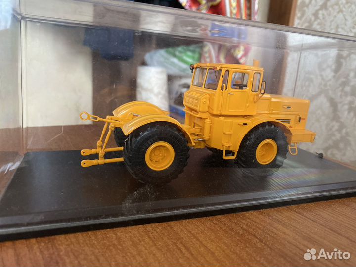 Модель трактора К700А