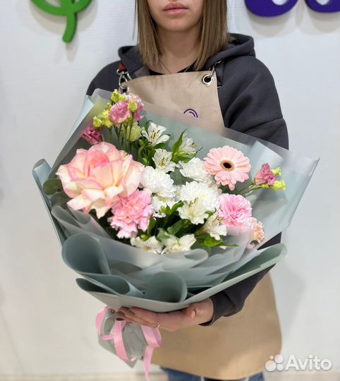 Доставка цветы, притяжение