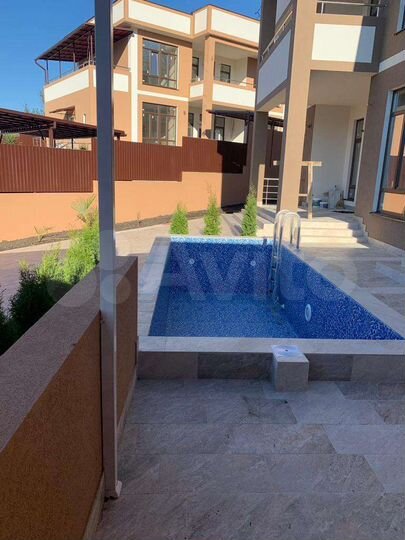 Дом 265,1 м² на участке 7 сот.