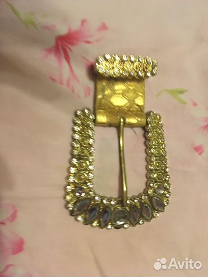 Пряжка со стразами, производство Италия