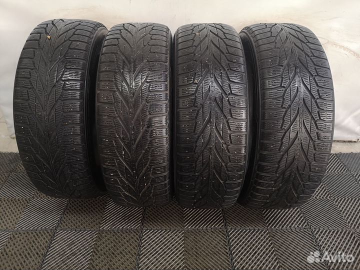 Nokian Tyres Hakkapeliitta R2 SUV 225/60 R18