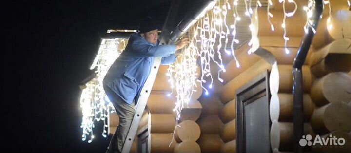 Монтаж новогодних украшений