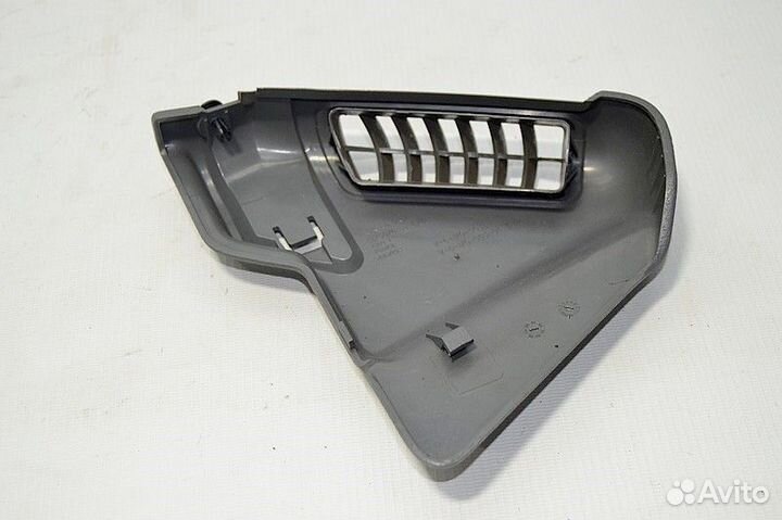 Пластиковая крышка торпеды volvo FH (01.05)