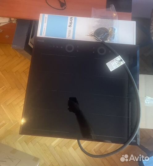 Индукционная варочная панель Korting HIB 68700