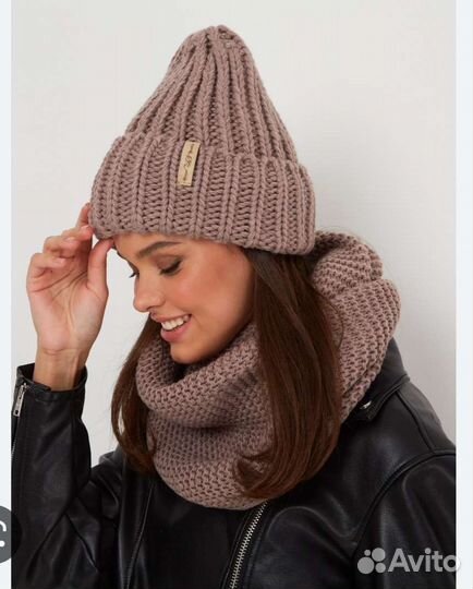 Зимняя шапка и объёмный снуд