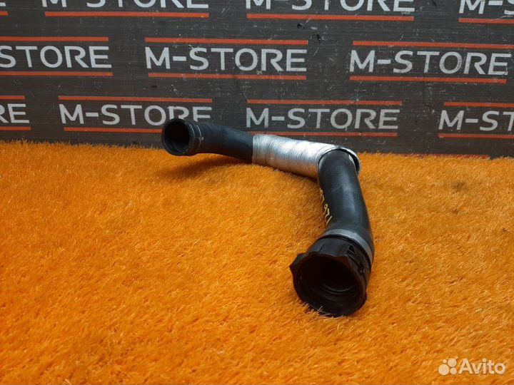 Патрубок системы охлаждения Bmw 5-Series F10