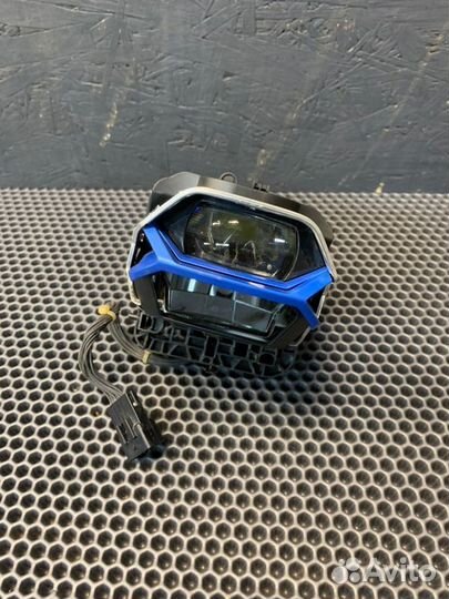 Линза фары передняя правая Bmw X7 G07 M-pack