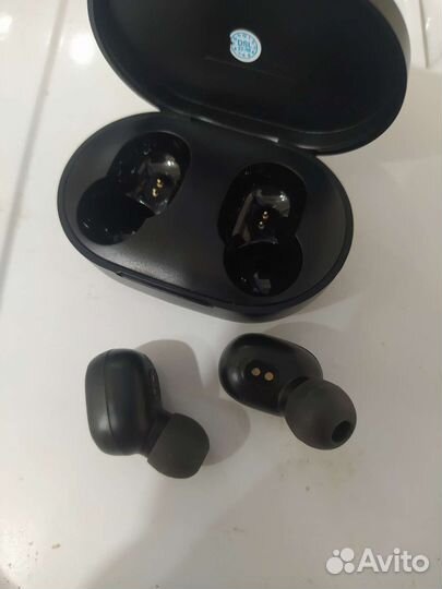 Беспроводные наушники airdots